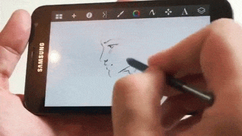 процесс рисования на планшете